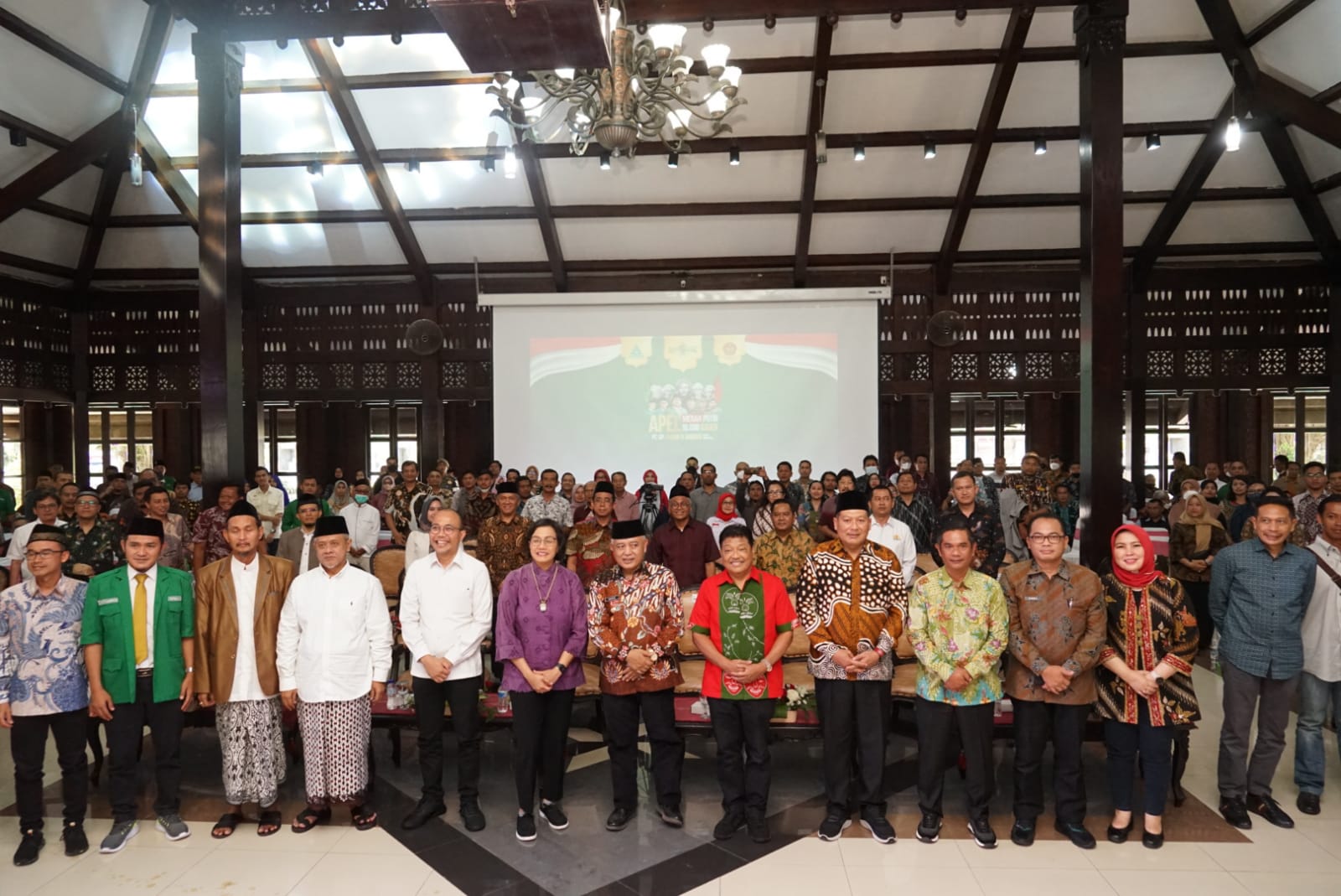 PA Kab. Malang Hadiri Seminar Nasional Bersama Menteri Keuangan di Pendopo Kabupaten Malang