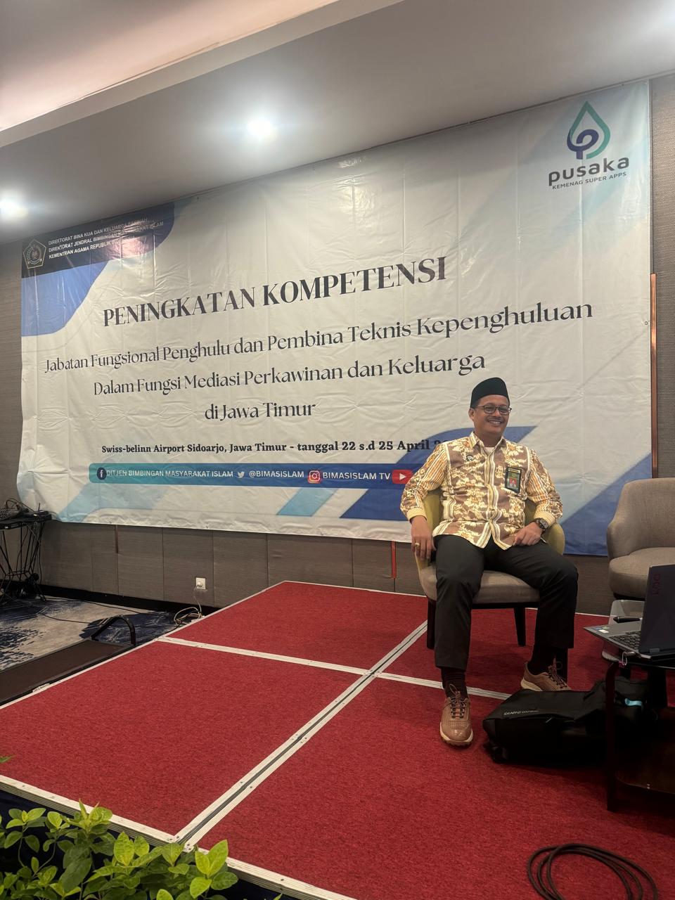 Pembinaan Teknis Kepenghuluan dengan Narasumber Dr. H. Suhartono Ketua Pengadilan Agama Surabaya Fokus pada PERMA (Peraturan Mahkamah Agung) Nomor 1 Tahun 2016